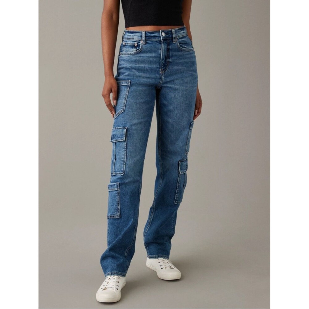 American Eagle Stretch Super High-Rise Baggy Straight Cargo Jean  |  Size: 4 Reg